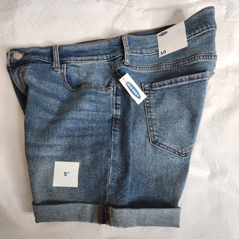 Old Navy Jean Shorts High Rise Medium Wash Blue Denim Women's Size 10 NWT - Picture 3 of 8